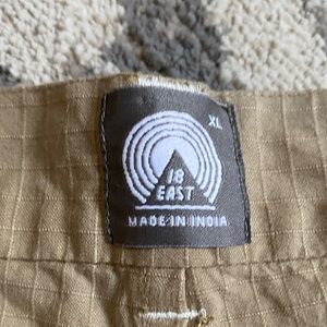 Men's Tan Cargo Pants